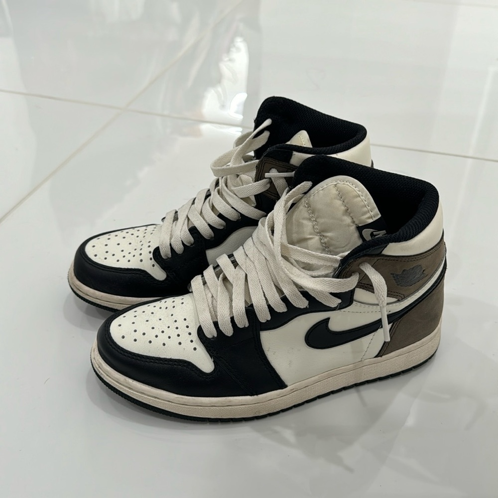 Jordan 1 Retro High dark mocha size men’s 5.5